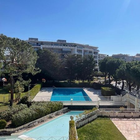 Appartement Bord De Mer Avec Piscine Cagnes-sur-Mer Exterior foto